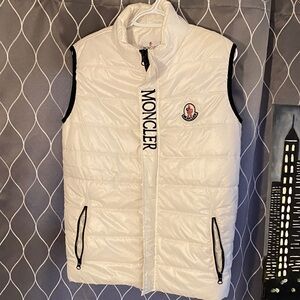 Moncler Unisex Ivory Puffer Vest